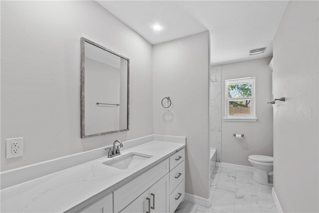 6417 Coral Gables Dr Property Photo 28