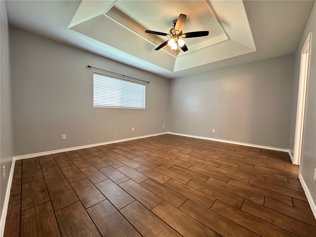 2101 Brook Ln. Property Photo 8