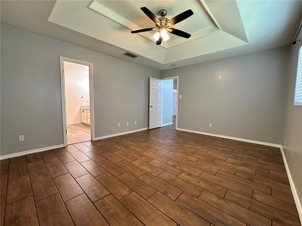 2101 Brook Ln. Property Photo 9