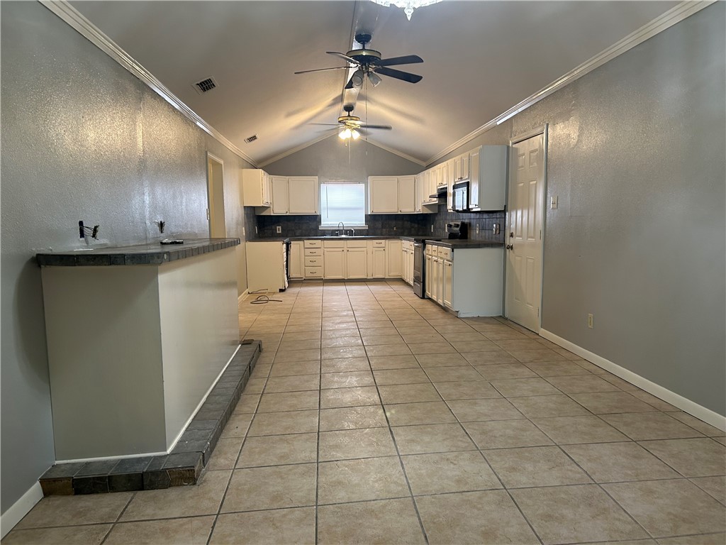 1705 Sherman St Property Photo 4