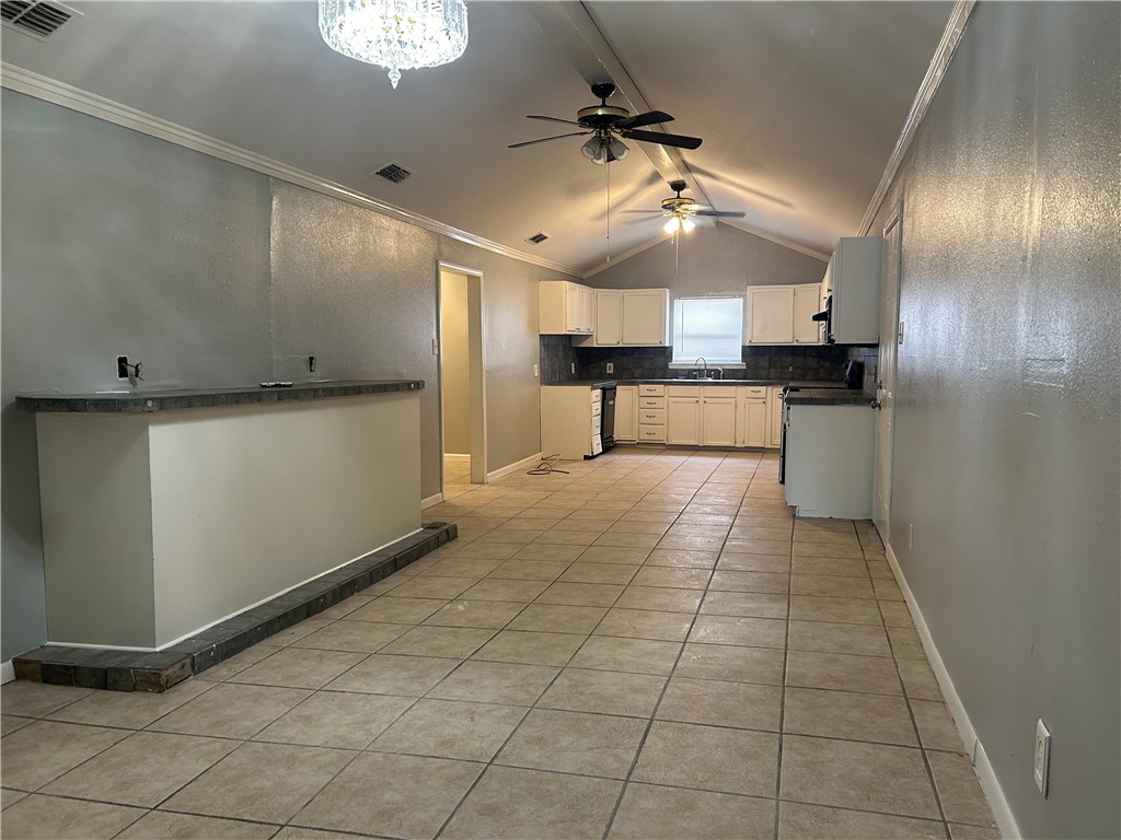 1705 Sherman St Property Photo 5
