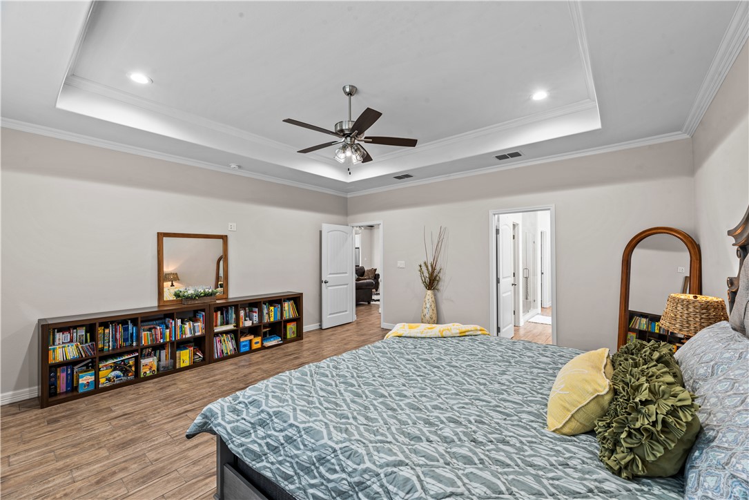 4133 Midlands St Property Photo 18