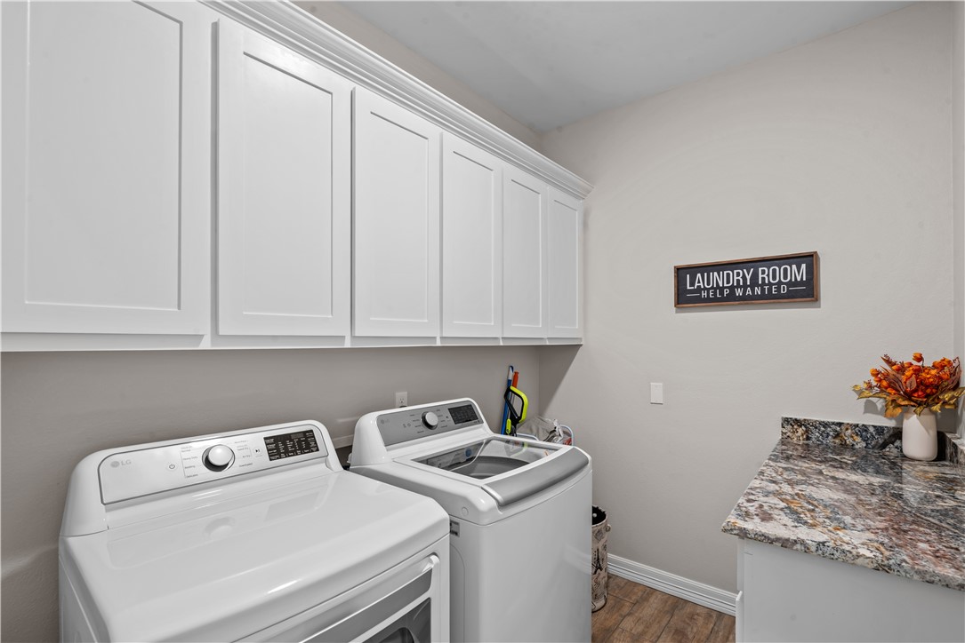 4133 Midlands St Property Photo 32
