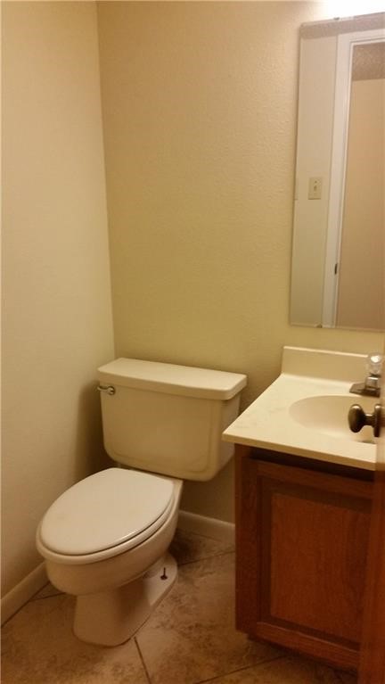 2725 Santa Fe St E Property Photo 5