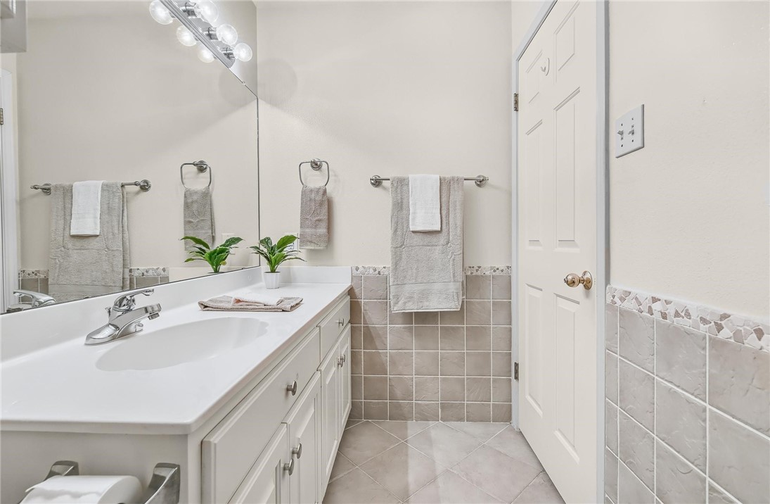 15658 Cumana Dr Property Photo 20