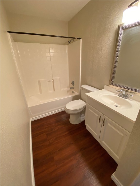 5345 Woodgate Dr Property Photo 12