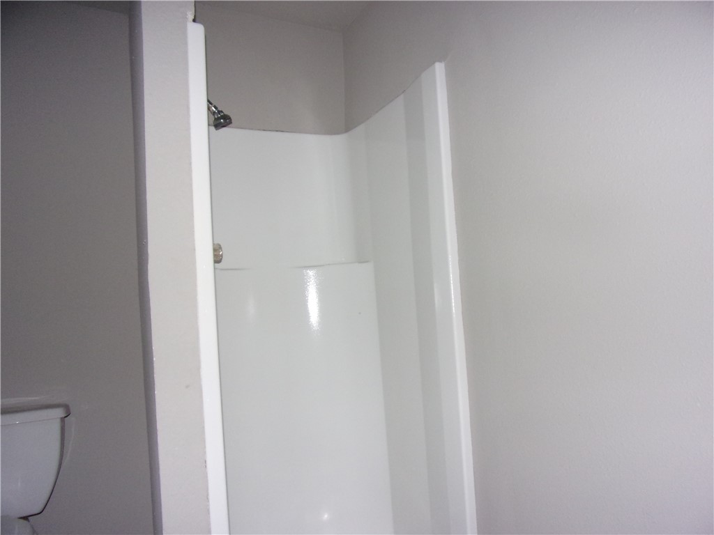 2113 Yale St Property Photo 14