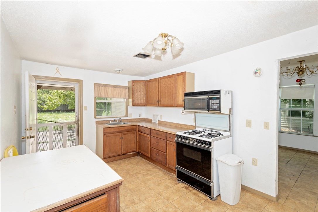 2407 David St Property Photo 7