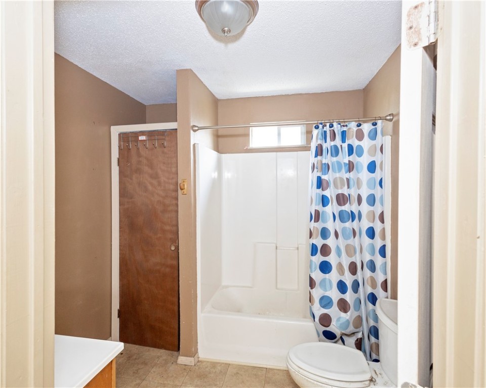 2407 David St Property Photo 11