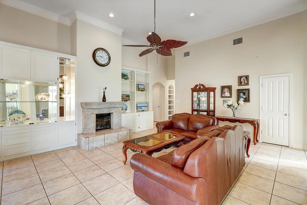 6613 Belvoir Ave Property Photo 11