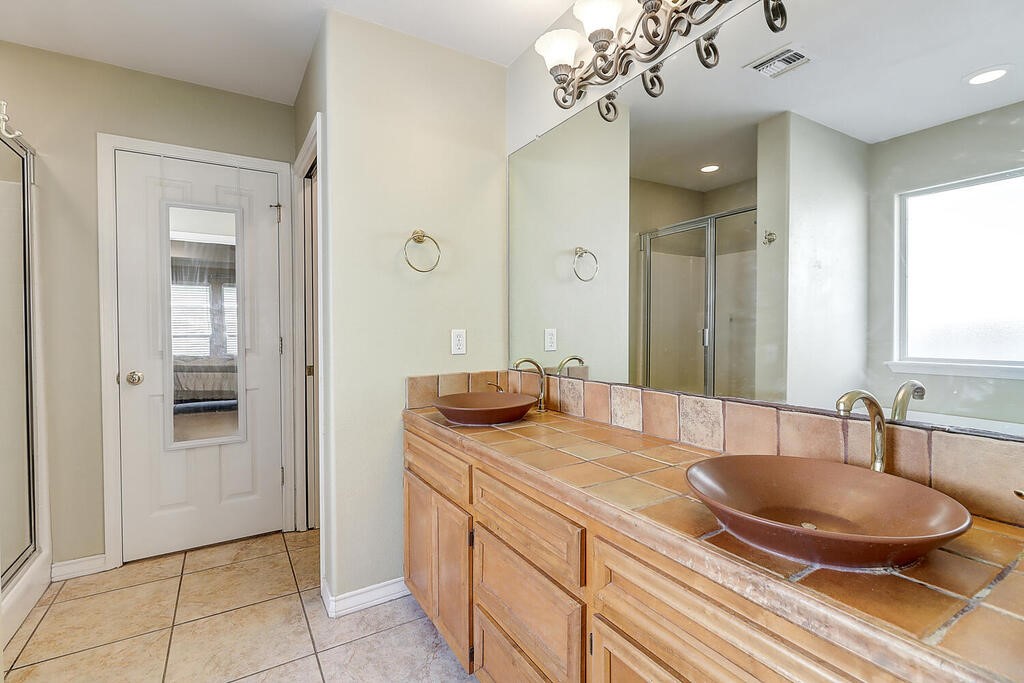 6613 Belvoir Ave Property Photo 26