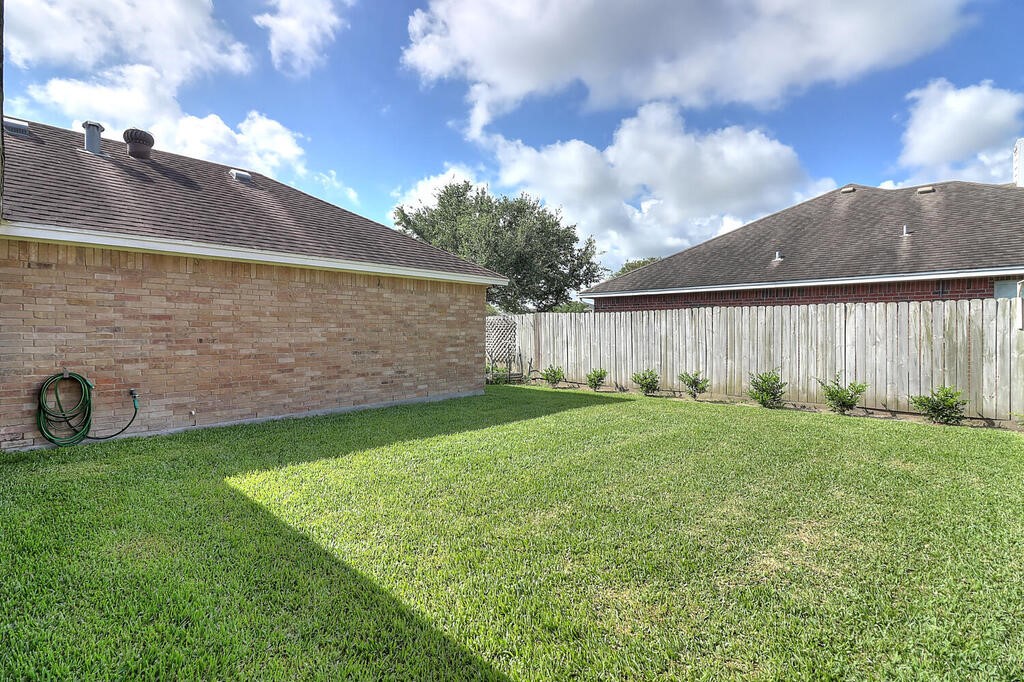 6613 Belvoir Ave Property Photo 37