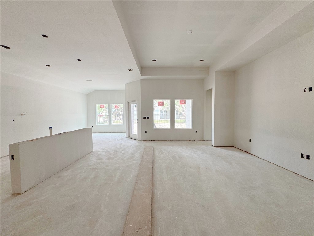 101 Broad Oak Dr Property Photo 15