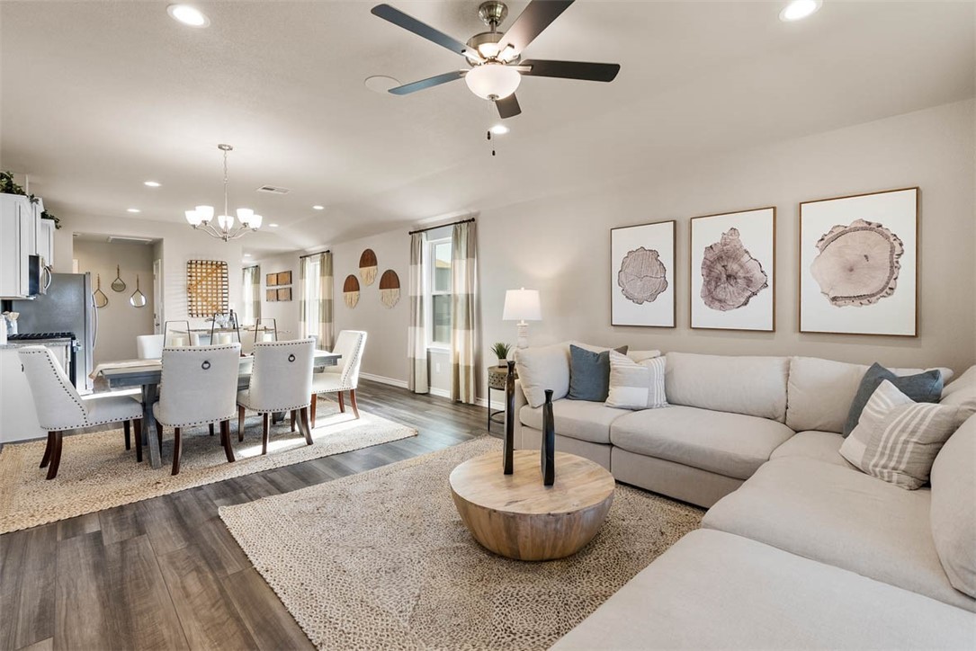 7645 Bullrider Property Photo 11