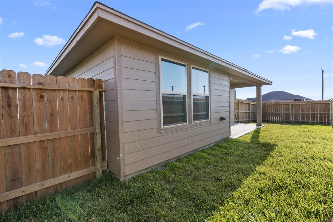 7645 Bullrider Property Photo 22