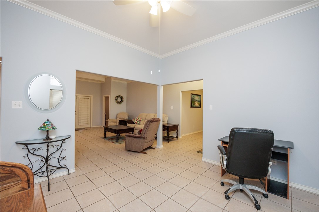 3829 Brockhampton Ct Property Photo 5