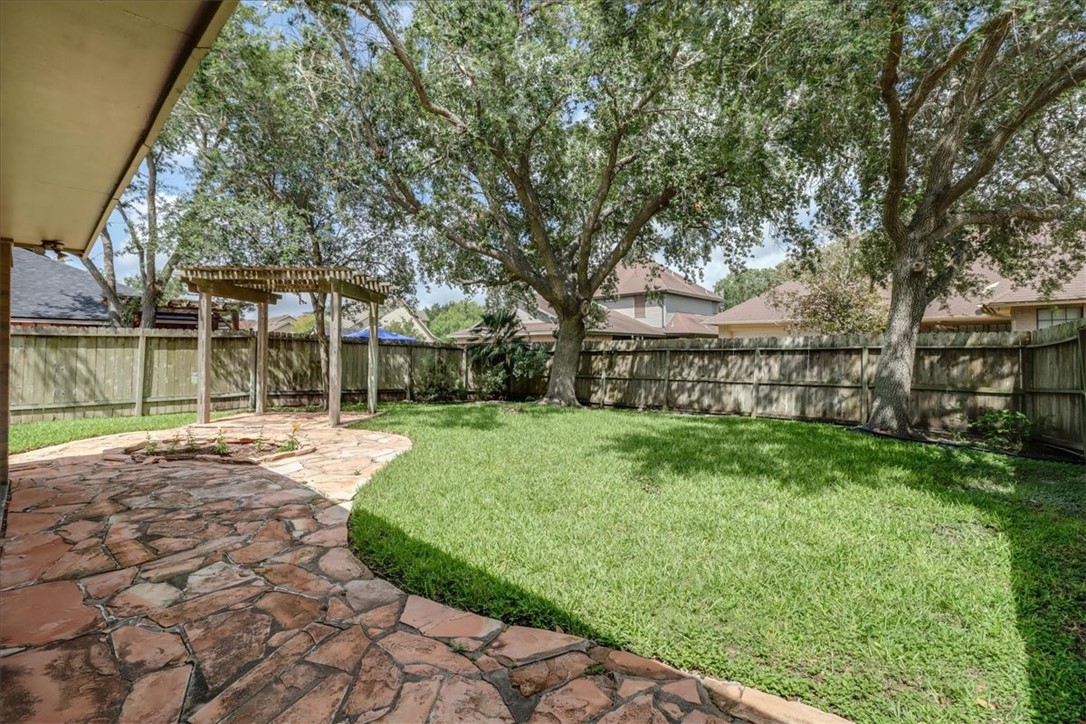 7421 Blue Lake Dr Property Photo 30