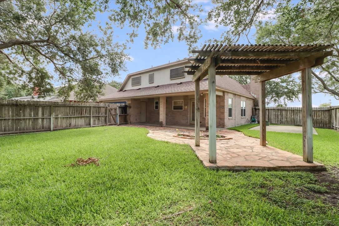 7421 Blue Lake Dr Property Photo 34