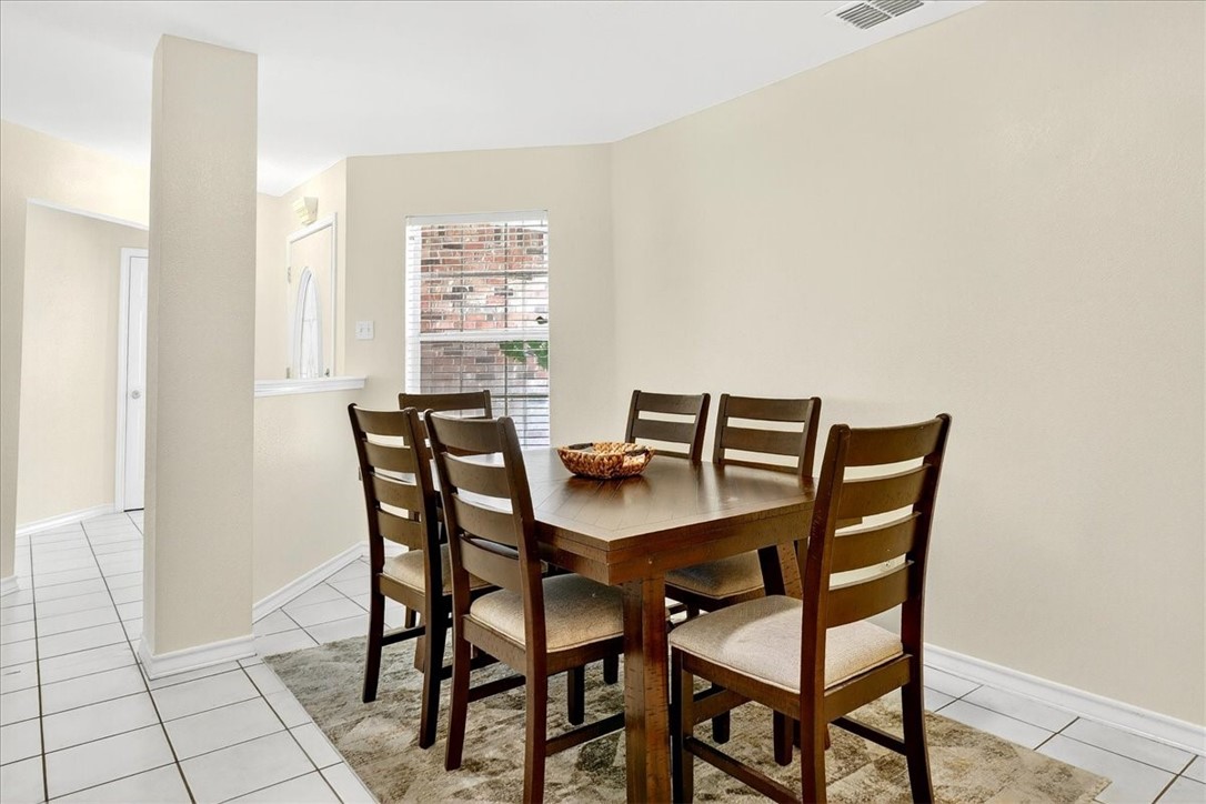 2705 Victoria Park Dr Property Photo 15