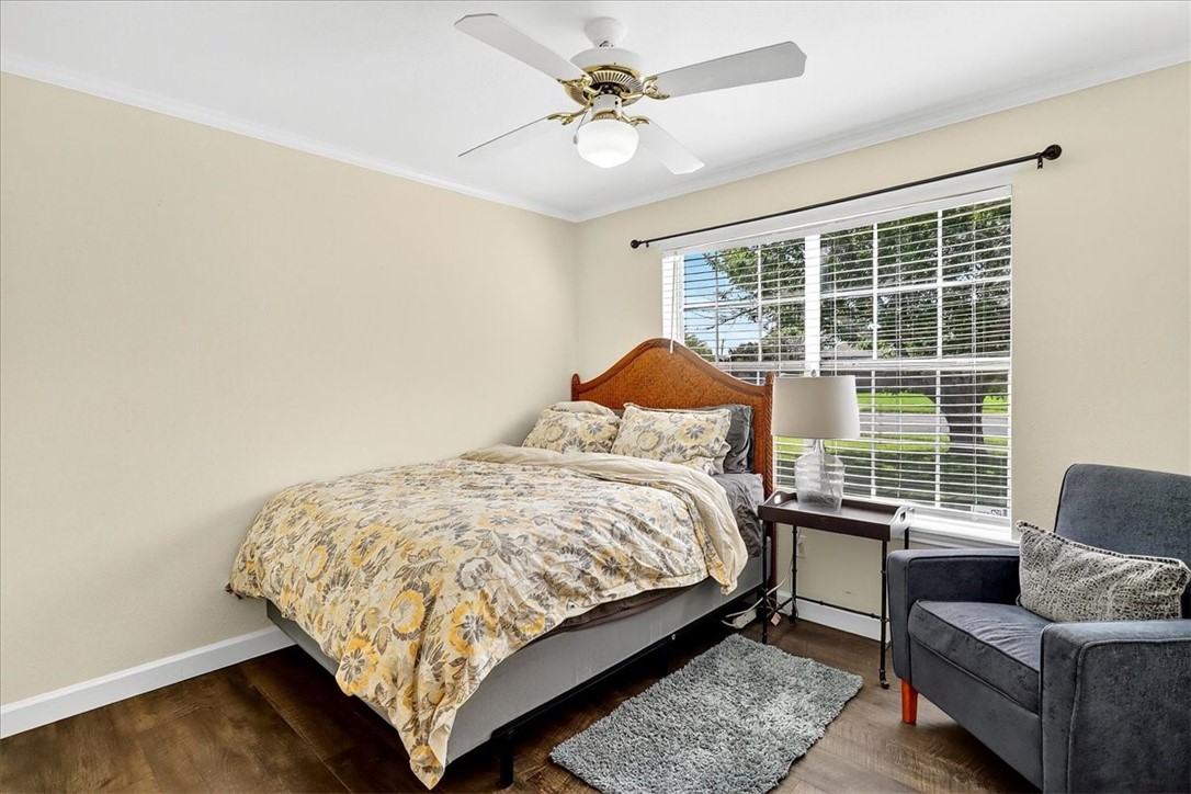 2705 Victoria Park Dr Property Photo 18