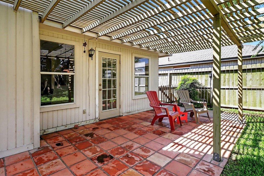 2705 Victoria Park Dr Property Photo 31