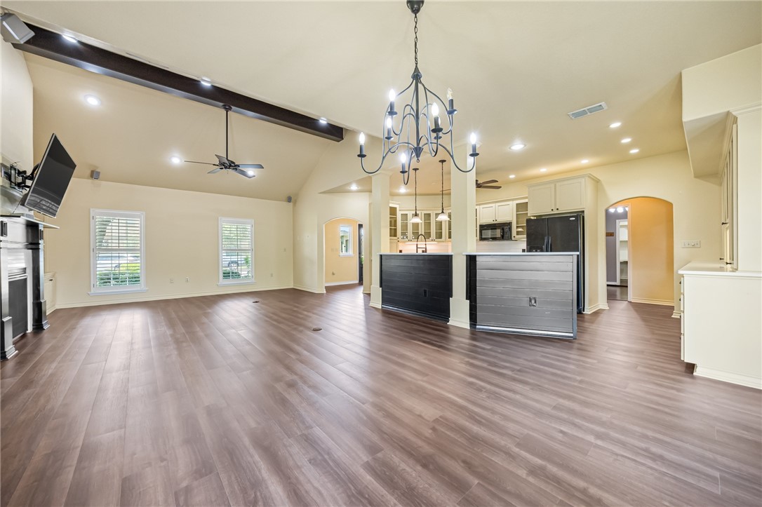 316 Pebble Beach Dr Property Photo 4