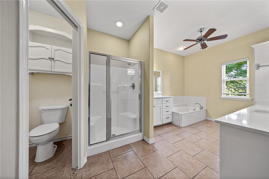 316 Pebble Beach Dr Property Photo 16