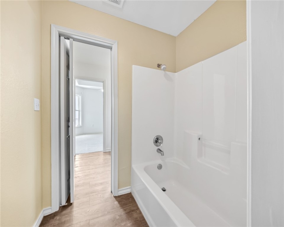 316 Pebble Beach Dr Property Photo 21