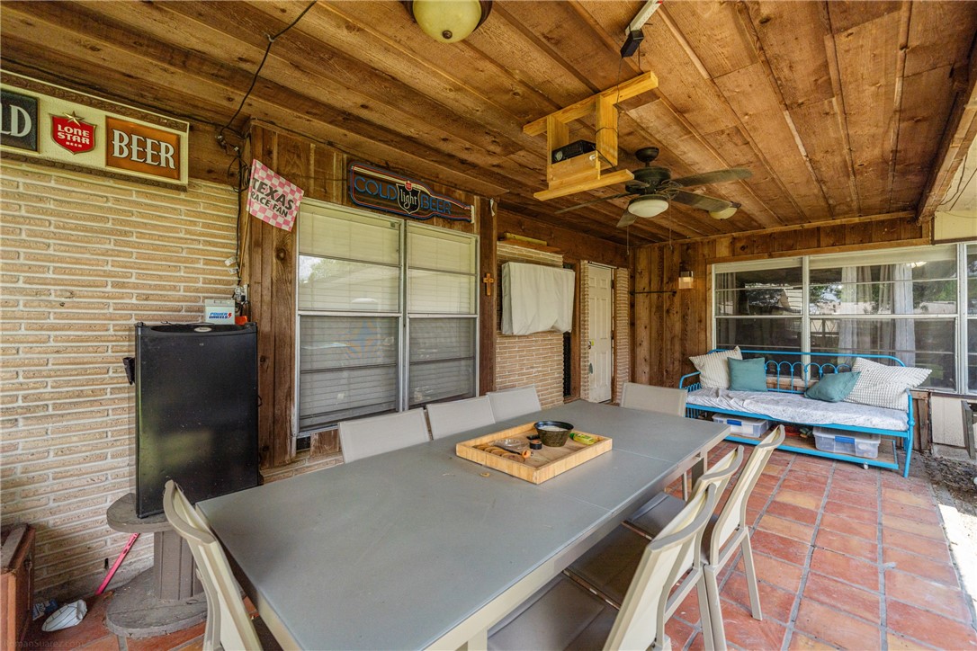 10637 Westwood Dr Property Photo 29