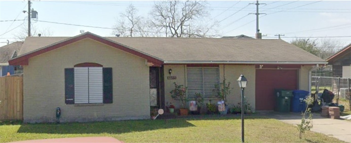 6325 Erskine Dr