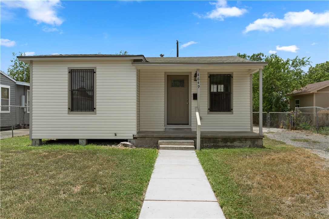 4649 Dodd Dr Property Photo 1