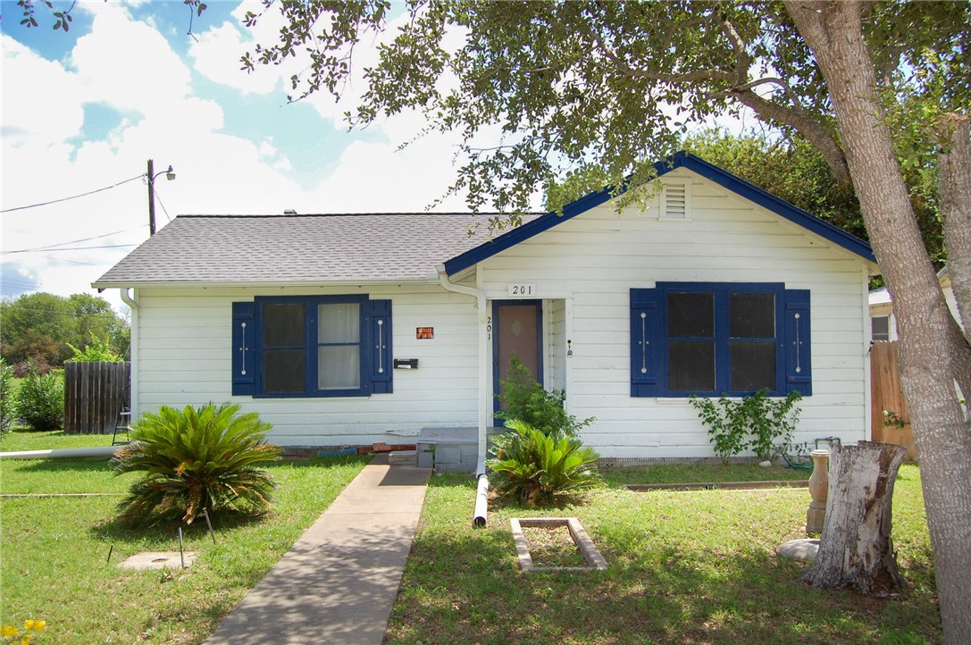201 S Alta Vista St