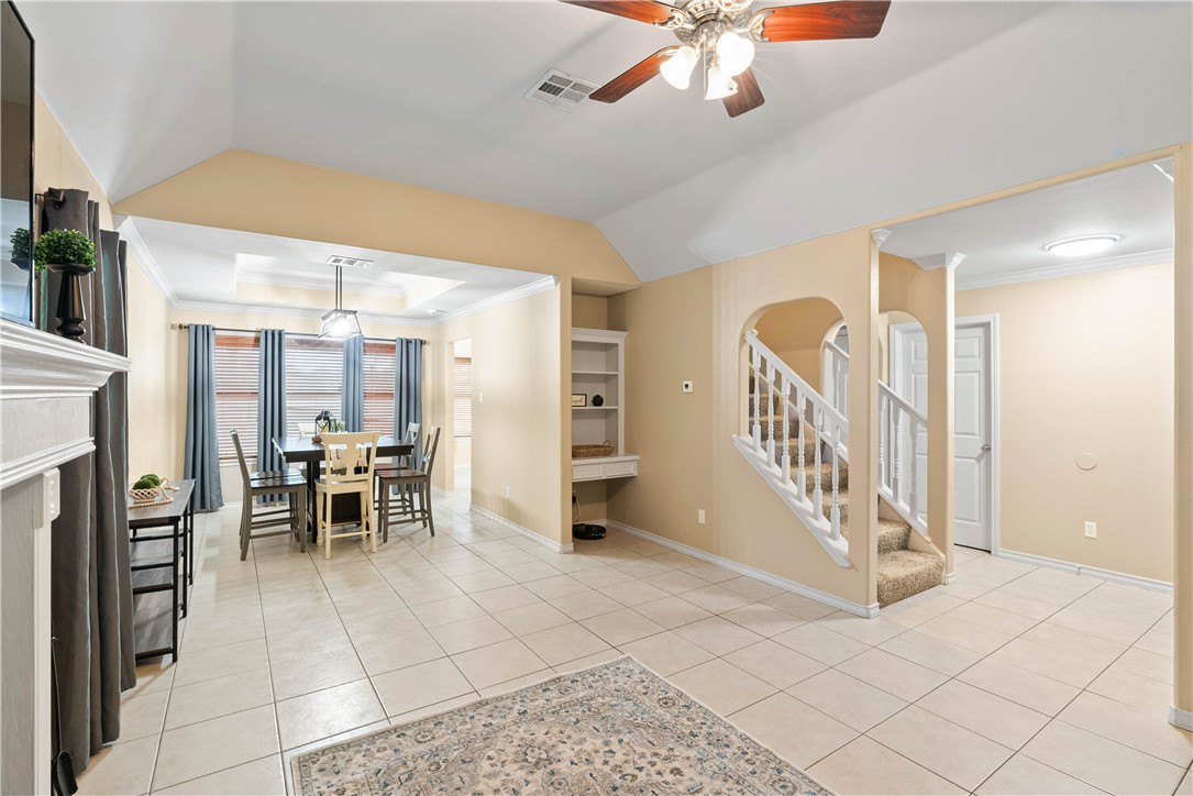 3837 Brockhampton Ct Property Photo 5