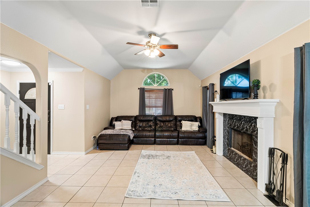3837 Brockhampton Ct Property Photo 6