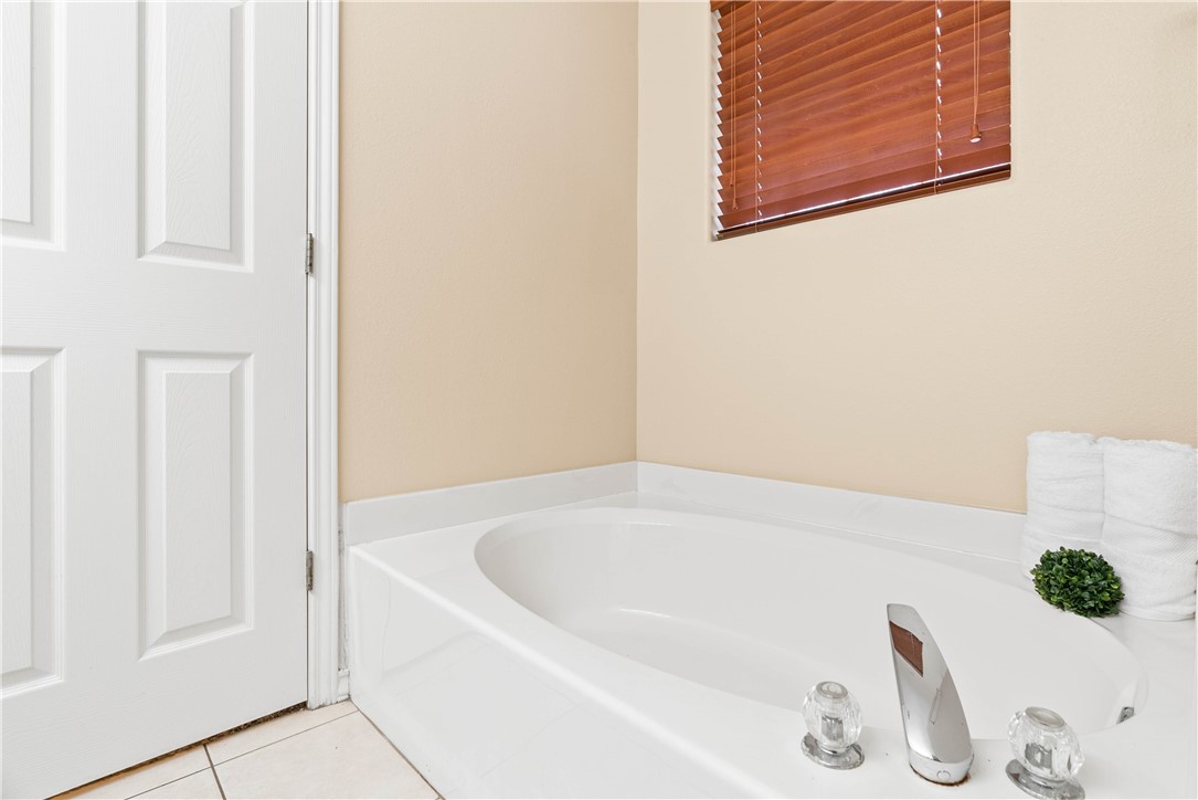 3837 Brockhampton Ct Property Photo 17