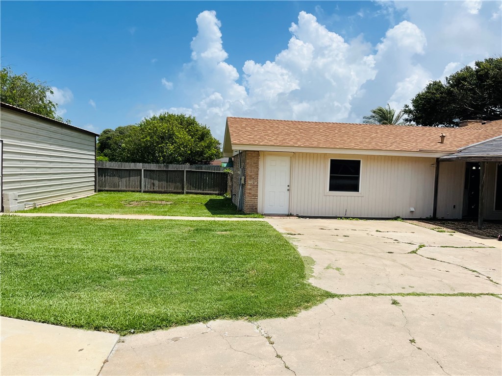 104 Poesta Dr Property Photo 32