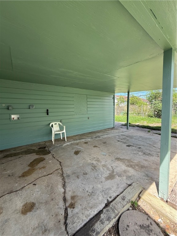 2838 Greenwood Dr Property Photo 18
