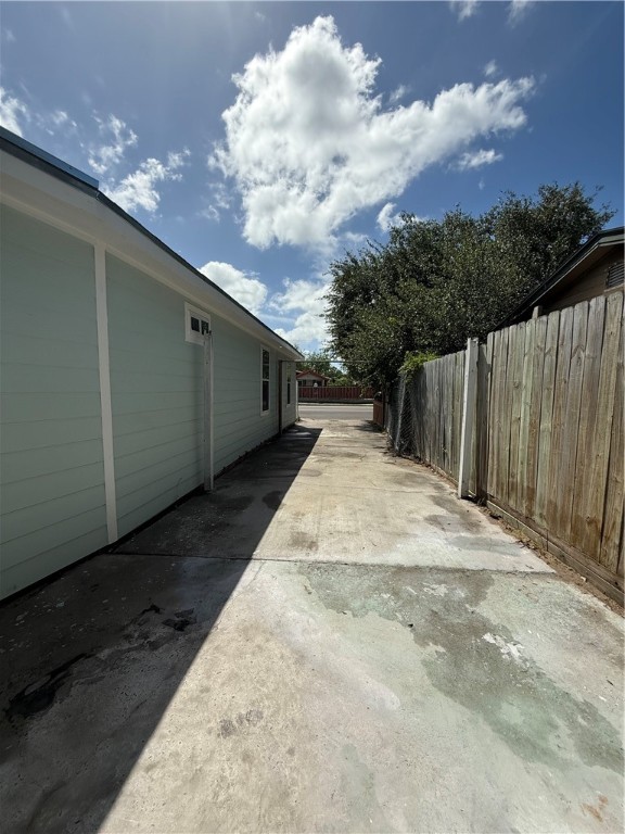 2838 Greenwood Dr Property Photo 20