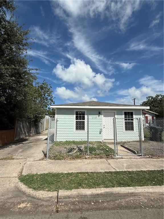 2838 Greenwood Dr Property Photo 24
