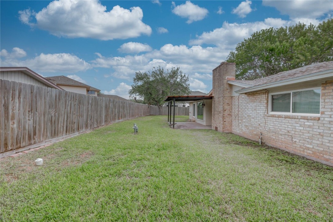 2213 Live Oak Dr Property Photo 26