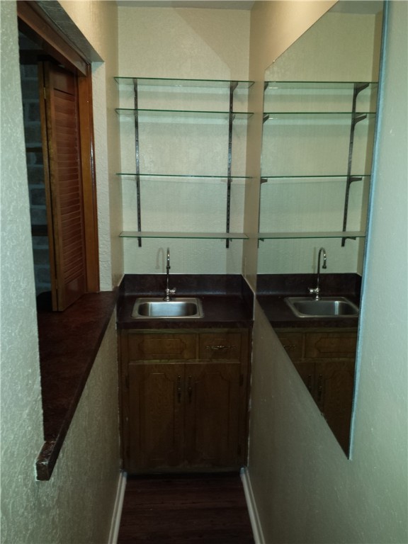 4809 Goldeneye Dr Property Photo 9
