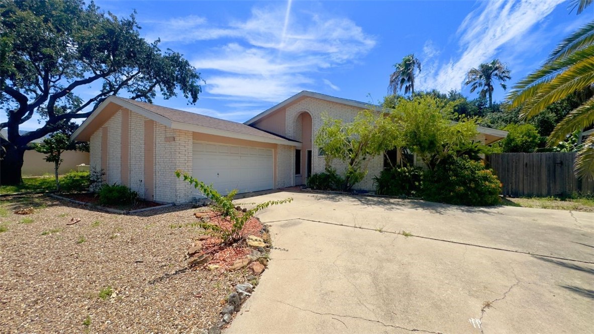 14338 Scallop Property Photo 1
