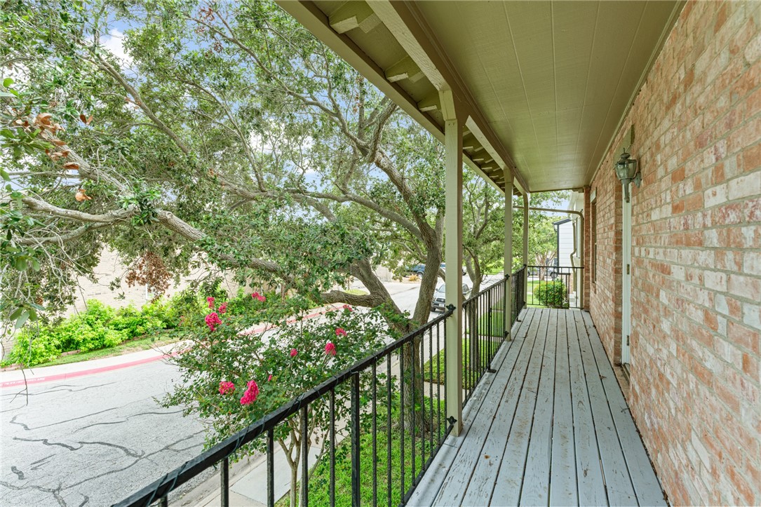 68 Townhouse Property Photo 21