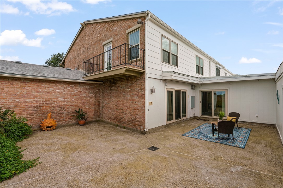68 Townhouse Property Photo 30