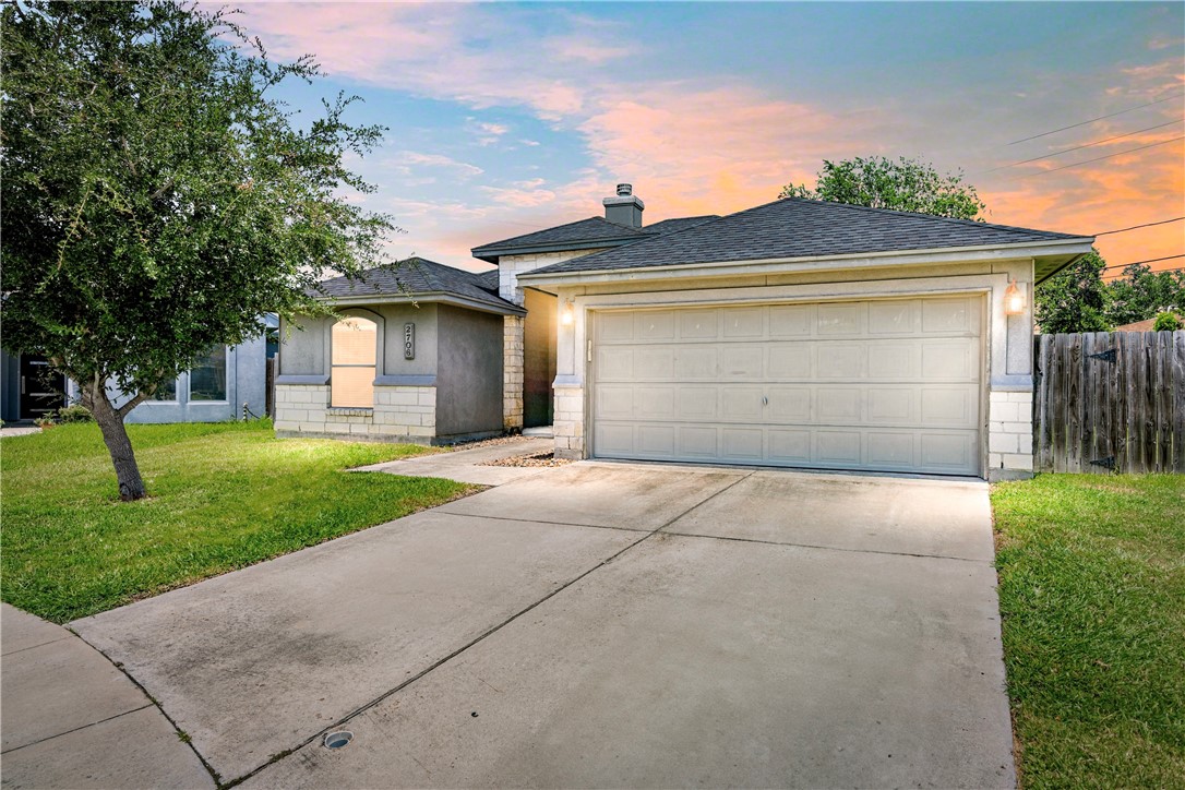 2706 Lake Rhapsody Dr Property Photo 1