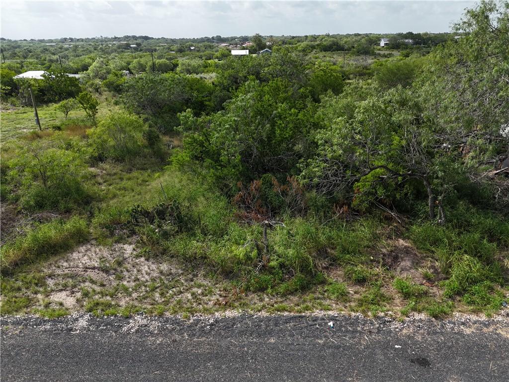 106 & 108 Navaho Property Photo 7
