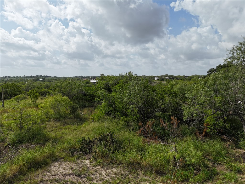 106 & 108 Navaho Property Photo 9