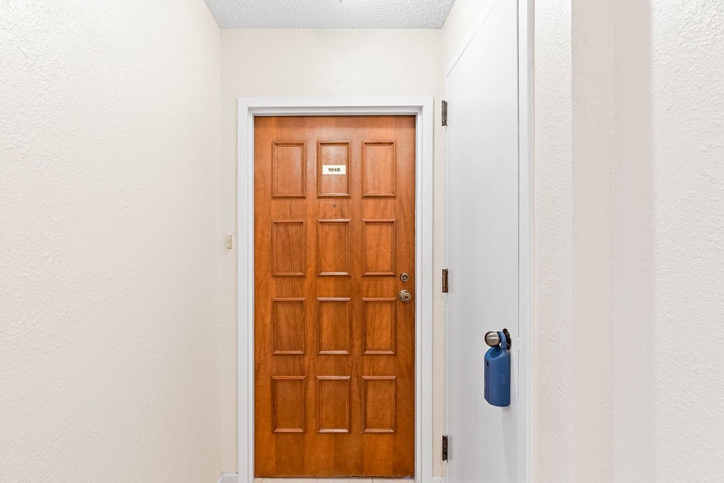 1400 Ocean Dr 904-b Property Photo 2
