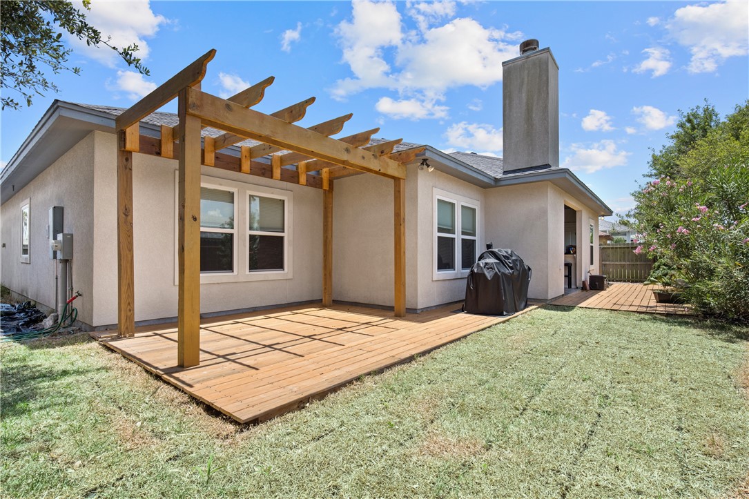 15229 Capstan St Property Photo 32
