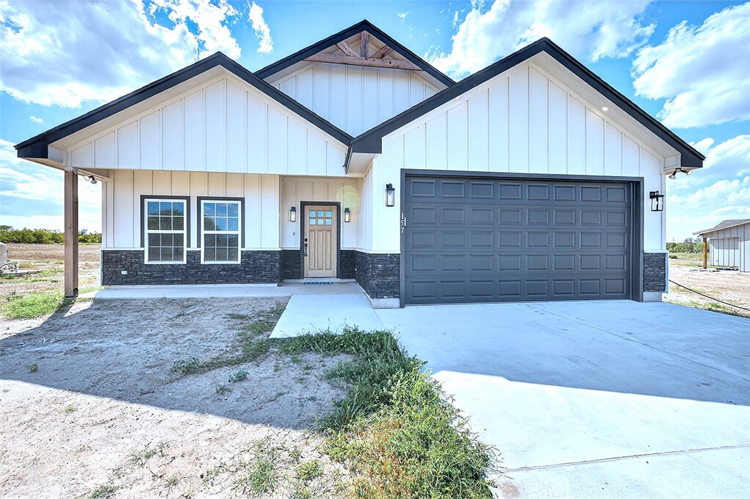 157 County Road 150 Property Photo 1